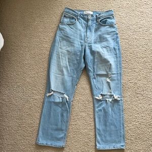 Abercrombie ankle straight high rise jeans!! Size 4/27!!